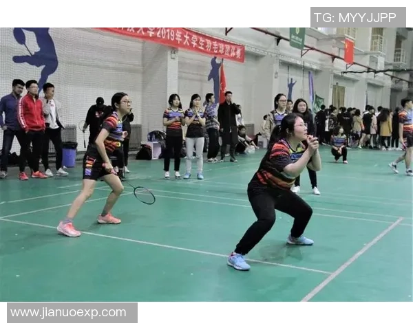 重庆羽毛球队荣登全国耐力排行榜第九名展现卓越实力与拼搏精神 重庆羽毛球队荣登全国耐力排行榜第九名展现卓越实力与拼搏精神