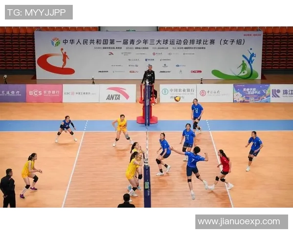 重庆排球队逆袭之路揭秘挑战赛背后的拼搏与坚持