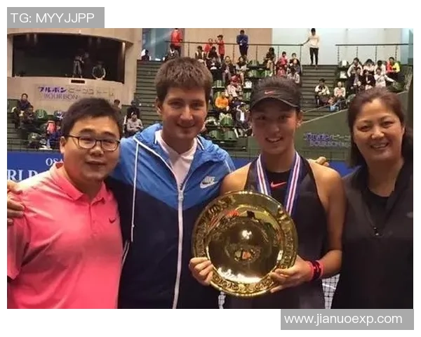 重庆网球队逆袭之路揭秘：从低谷到巅峰的奋斗故事