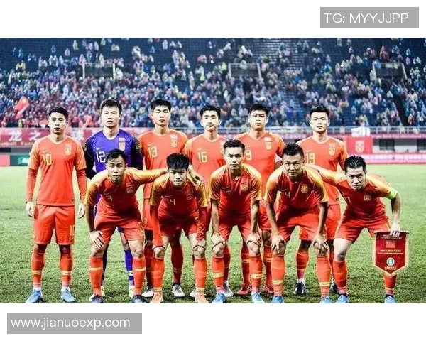 重庆足球队反击战术解析与实战应用深度剖析 重庆足球队反击战术解析与实战应用深度剖析